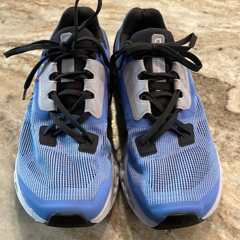 women’s cloudtec OC excellent condition worn once or twice size 6 1/2